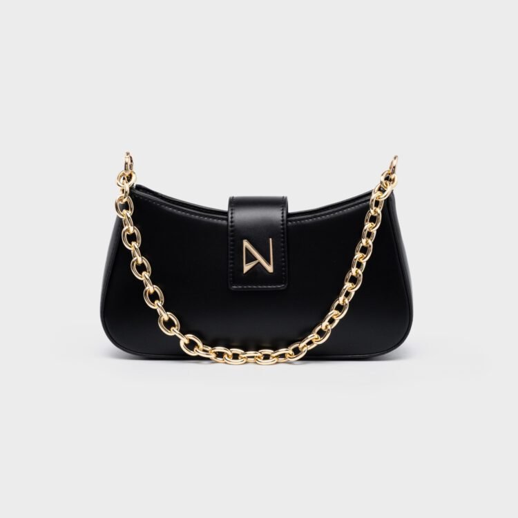 Ανακαλύψτε τη μαύρη γυναικεία τσάντα Nolah Belina Black. Minimal design, χρυσές λεπτομέρειες και 3 αποσπώμενα λουράκια για μοναδικές εμφανίσεις